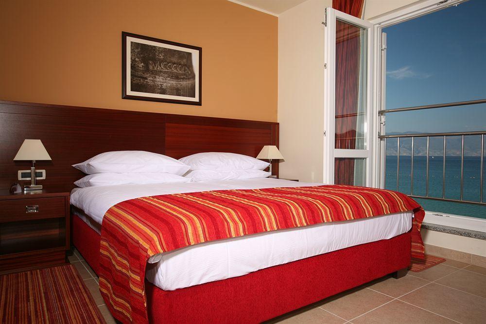 Valamar Villa Adria Baska  Ngoại thất bức ảnh